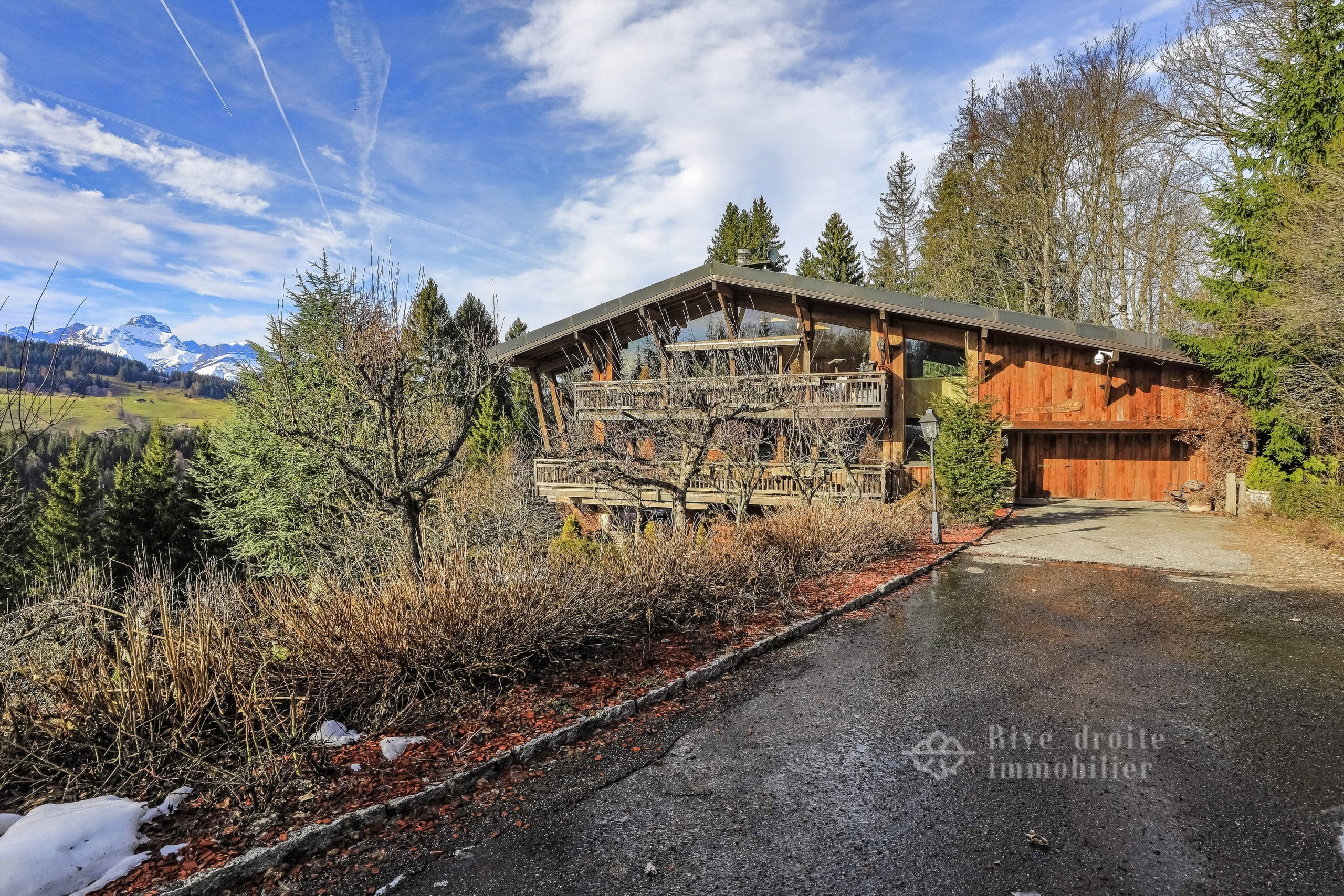 SUPERB 500 SQM CHALET ON 4 LEVELS IN MEGEVE REGION Rive droite immobilier