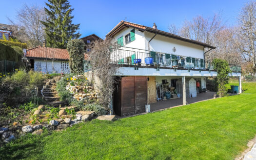 VILLA INDIVIDUELLE DE 6.5 PIECES face aux Alpes