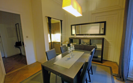 Beau 2.5 pièces de 75 m2 meublé