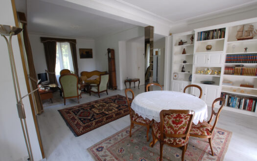 Beau 3 pièces meublé dans charmante maison genevoise