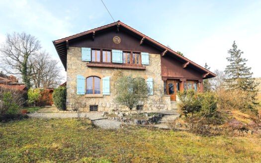 LANCY – Maison de 7 pièces