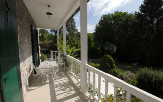 CHAMBESY – Appartement meublé 3 pièces