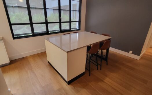 JONCTION – Appartement semi-meublé de 5 pièces