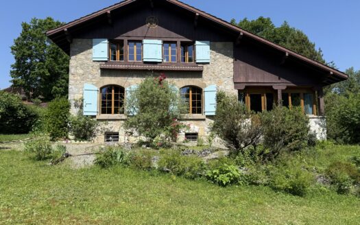 LANCY – Maison de 7 pièces