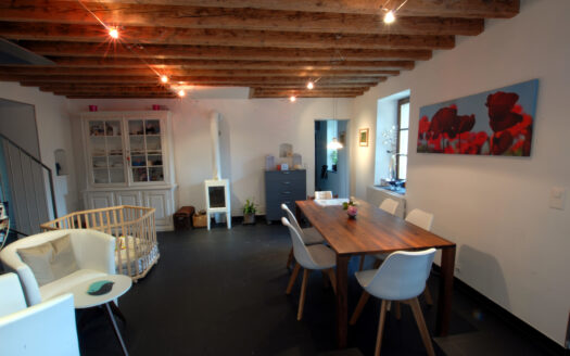 Avully – Duplex de 7 pièces