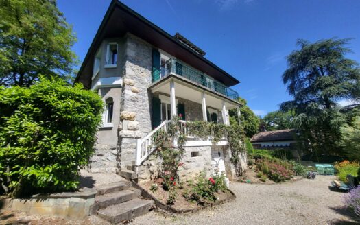 CHAMBESY – Appartement meublé de 3 pièces